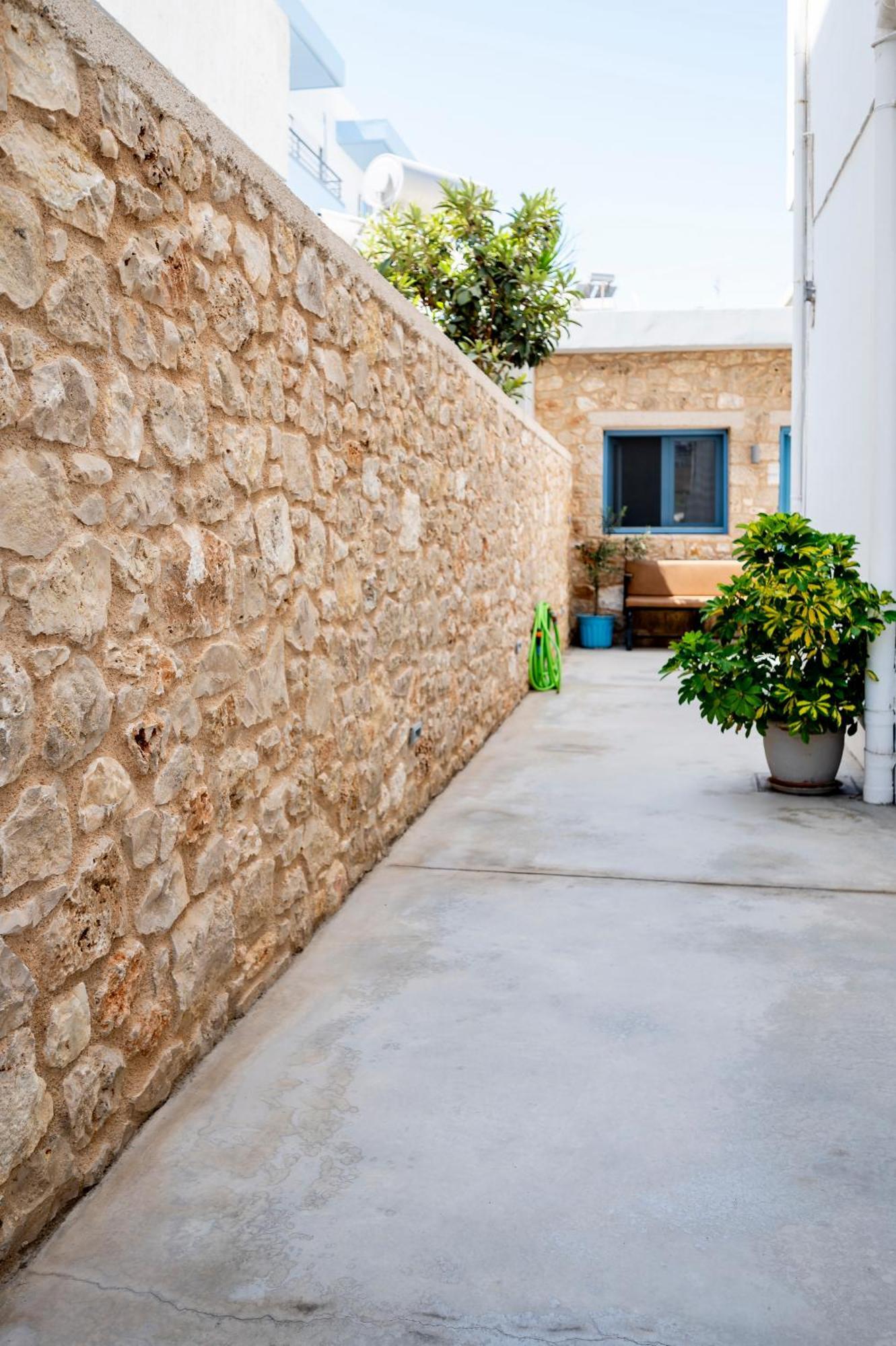 Kos Center Katerina Apartment Luaran gambar